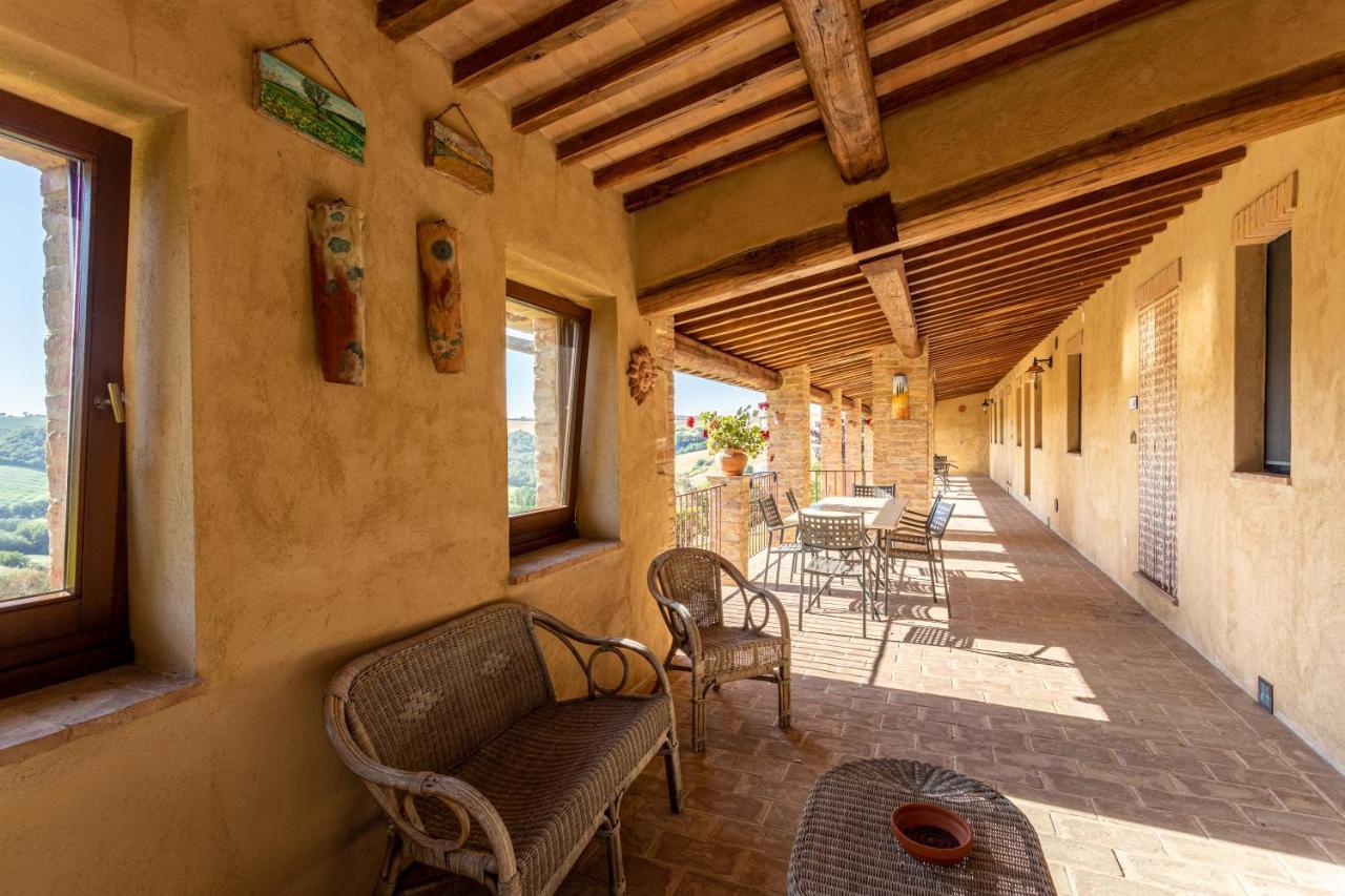 Agriturismo Vergelle Montalcino Exterior photo