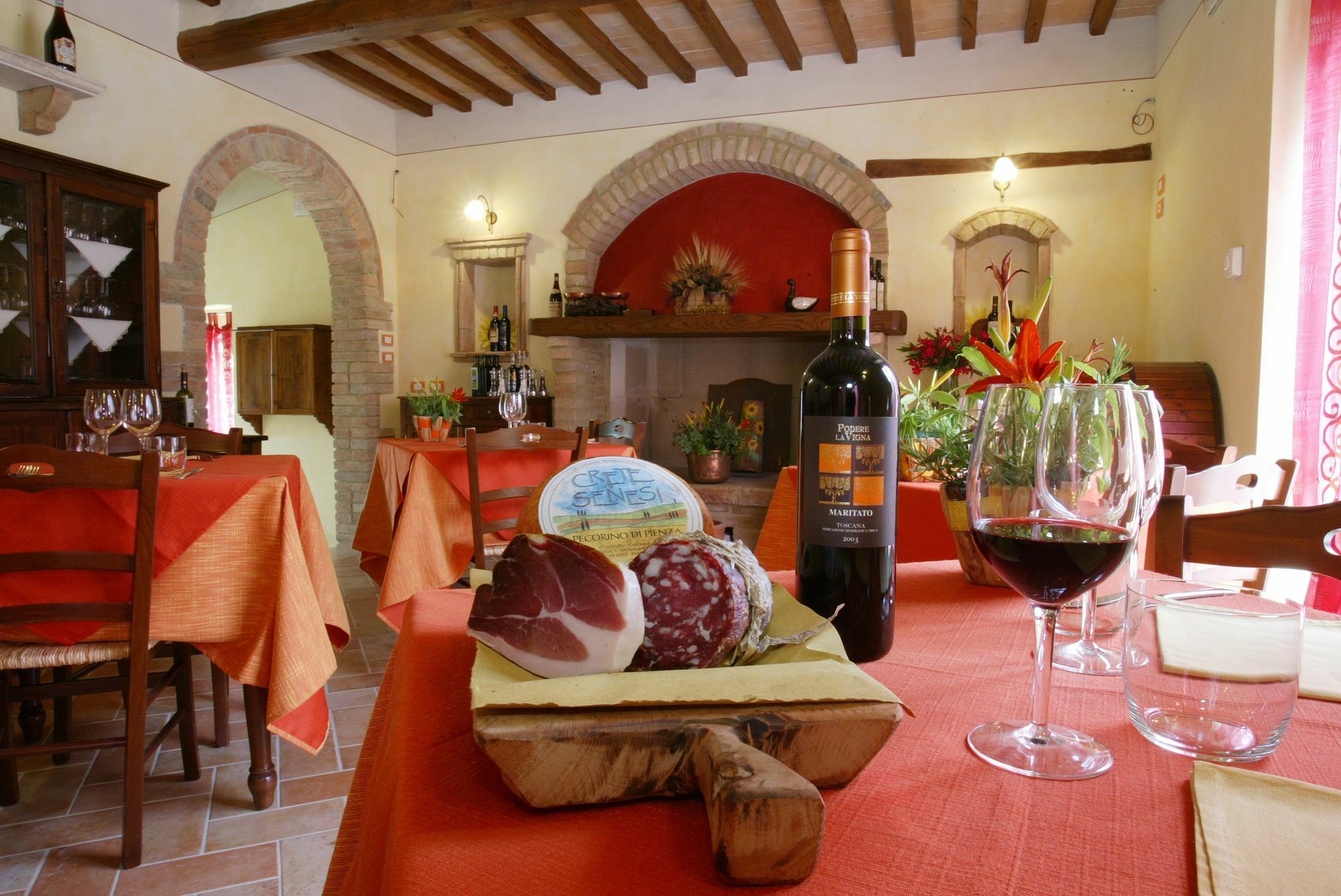 Agriturismo Vergelle Montalcino Exterior photo